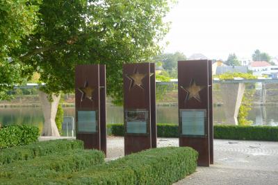 2017　秋の欧州7か国の旅(27)　ドイツからルクセンブルクに入り、シェンゲン協定の締結地で徒歩で国境越え