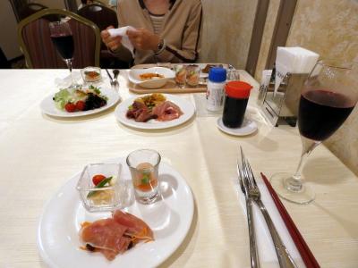 １３．ＧＷ前半のエクシブ伊豆2泊　エクシブ伊豆コンベンションホール フリーポートのバイキングの夕食その２