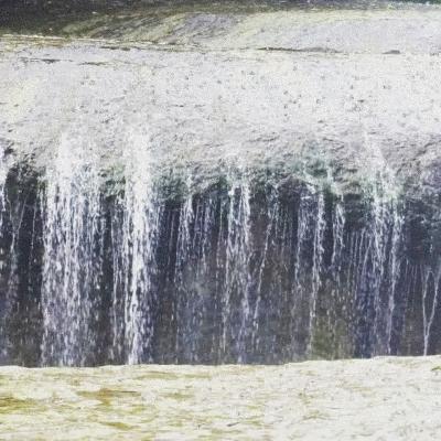 日帰りバスツアー☆サクランボ狩り&ガトーフェスタ工場見学&吹割の滝