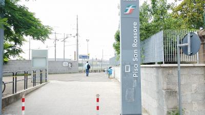 Pisa S. Rossore駅から斜塔へ　ショートカットです