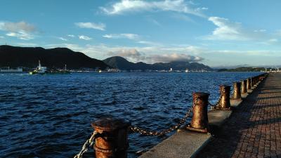 今日も早朝の自転車散歩で関門海峡を眺める