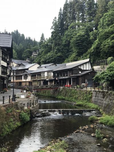 初めての山形旅行。目的は温泉、美味しいご飯、こんにゃく、くだものです。