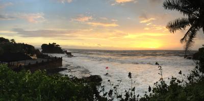 バリ島　タマン・アユン寺院、タナロット寺院