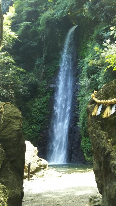涼しさをもとめて「養老の滝」を訪ねる！