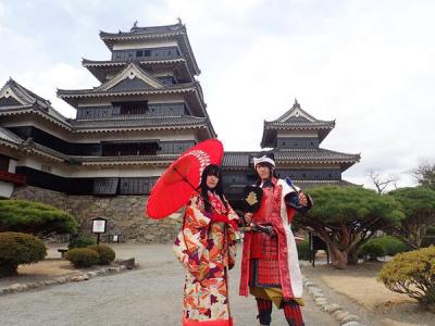 長野旅（１２）国宝松本城。突然お城の前に現れたお姫様と武者がおもてなししてくれました