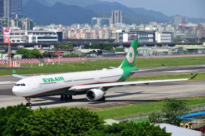 EVA航空エコノミーで台湾往復
