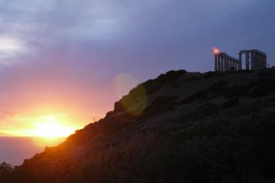 年末年始アテネとその近郊の旅　その3　半日ツアーでスニオン岬のポセイドン神殿で夕焼けを見る