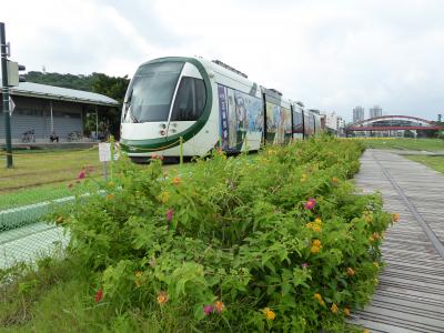 親子で台湾一周の旅（4-5日目 高雄：鉄道と夜市とサイクリング編）