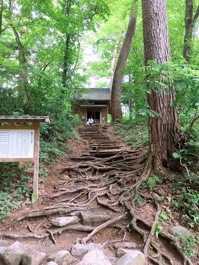 久しぶりの女ばかり３世代　人気東北ツアーに参加する　３　乳頭温泉　角館　中尊寺