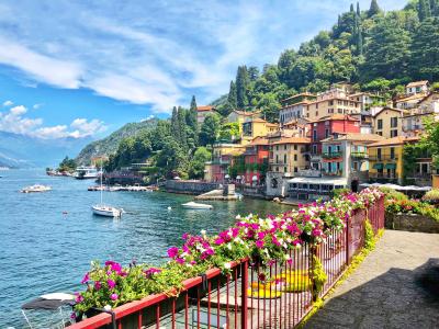 北イタリア湖水地方を巡る旅  ＜5＞ コモ湖畔の美しい町『ヴァレンナ』 へ