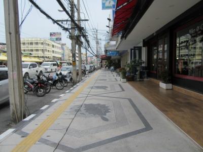 小雨多く涼しいOFF HUA HIN ロングスティ/Beach,Markets等 色々 8月/2018