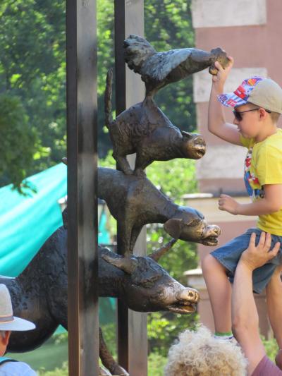 【 5 】 ラトビア ☆ ルンダーレ宮殿 + リガ 市内観光 【 バルト3国ツアー 9日間 】