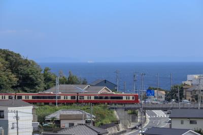 京浜急行で唯一海が望めるスポットとネイビーバーガーを食べにに行ってきました！