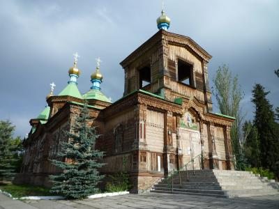 天山山脈と花咲くシルクロ－ド　中央アジア３か国周遊８日間　４日目カラコルへ