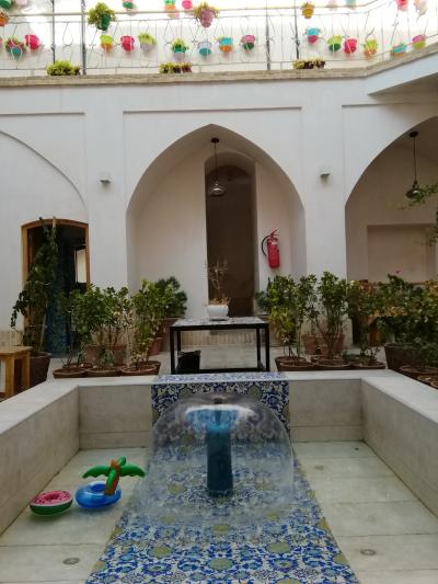 イランリヤル暴落!タブリーズ~テヘラン~カシャーンの旅 その1