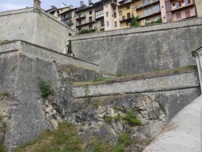 フランスの美しい村を訪ねて(19)アルプ(その1)