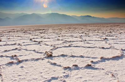 お熱いのがお好き♪塩砂漠はExtreme な灼熱地獄☆更に深く、より暑く…夏は50℃超の耐久レース【（デス・バレーSun Set）  America Geo旅-4】