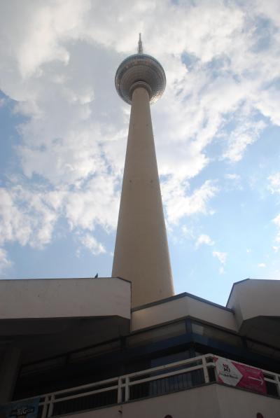 ドイツのベルリンへ。　その8　テレビ塔へ！！！
