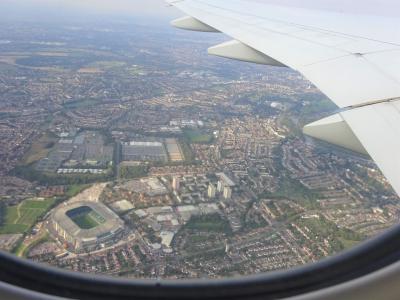 カタール航空　ドーハ経由でロンドンへ