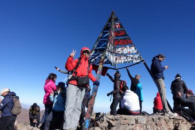 ツブカル山ガイド無し登山とメルズーガ砂漠ツアー