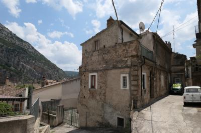美しき南イタリア旅行♪　Vol.196(第7日）☆Civita：美しき村「チヴィタ」美しい旧市街はアルバニア雰囲気♪