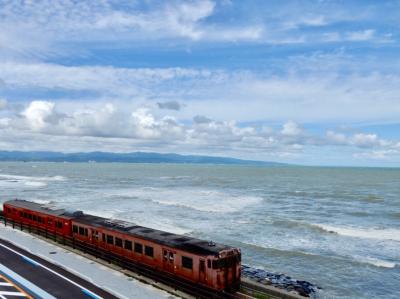 絶景ロケーション 道の駅「雨晴」 & 富山美術館からの絶景