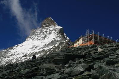 再びマッターホルン登山の前線基地、ヘルンリ小屋(3260m)を訪ねる