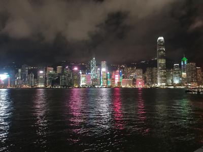 思い立ってお盆にビジネスクラスで香港へ飛び込む。
