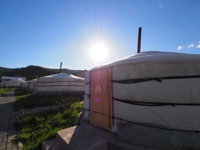 モンゴル旅その4 動物好きにはたまらないテレルジ草原で乗馬体験!