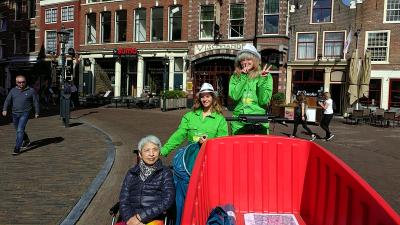 車椅子の妻と　第20弾コーニングスダム　オランダ:ハーレム