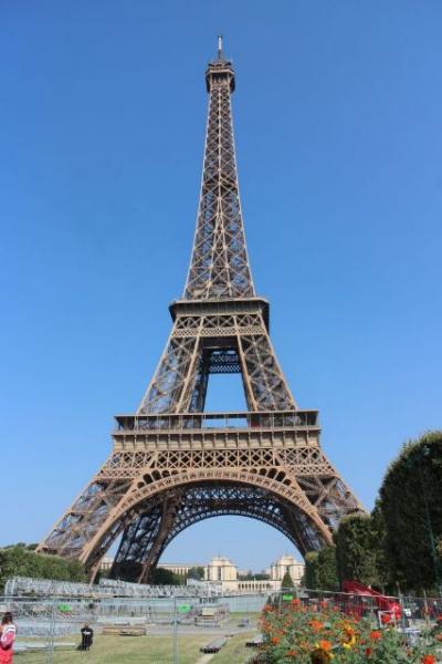 ロンドン・パリ 2018(4)6年ぶりのパリ♪ サント・トリニテ教会、エッフェル塔