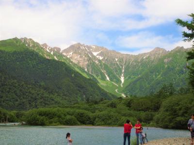 安曇野～上高地（大正池や田代池　焼岳～梓川）の散策を楽しむ。⑧