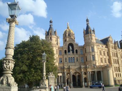 北ドイツ 湖に囲まれたシュベリーン城