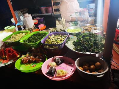 2018 SW ヌサペニダ 食べる