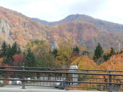 紅葉の札幌・定山渓温泉　（２）定山渓温泉の紅葉