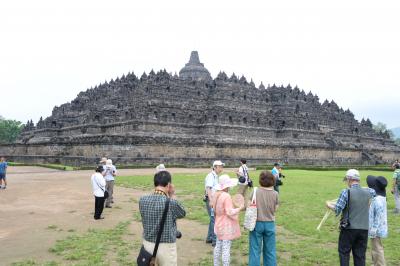 インドネシア皆既日食とボルブドゥール遺跡の旅（３）ボルブドゥール遺跡