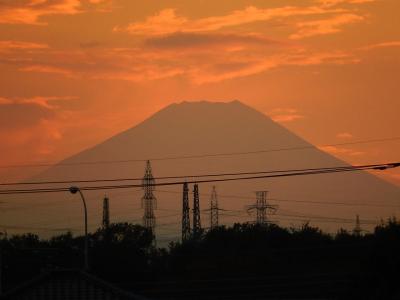久しぶりに素晴らしい影富士が見られました