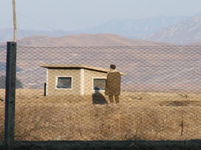 【北朝鮮一人旅】中朝国境地帯の街、中国・丹東から北朝鮮・新義州を眺める