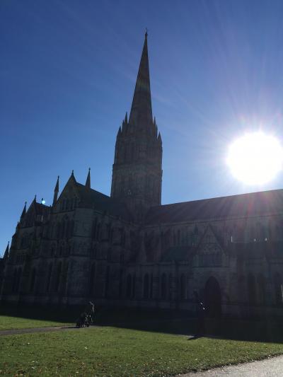 海外旅行初心者が行く　イギリス一人旅（2-1）ロンドンからソールズベリー大聖堂へ