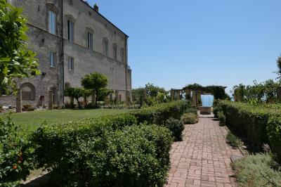 美しき南イタリア旅行♪　Vol.531(第19日）☆美しきヴァスト宮殿「Palazzo D'Avalos」の庭園♪