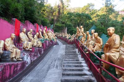 香港★快晴の秋の遠足！羅漢像がずらっと並ぶ沙田の有名なお寺へ　～萬佛寺～