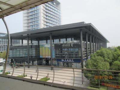 上海の浦江鎮・浦江科技広場・モール