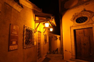 美しき南イタリア旅行♪　Vol.560(第19日）☆ロレート・アプルティーノ旧市街　美しい夜景♪
