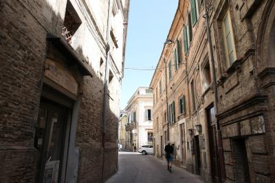 美しき南イタリア旅行♪　Vol.573(第20日）☆美しきペンネ旧市街：Corso Emilio Alessandrini♪