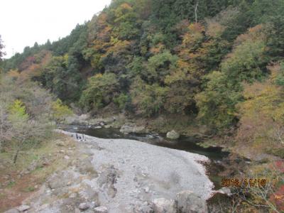 秋川渓谷「阿伎留～城山～石舟橋」紅葉狩り（３）黒茶屋～光厳寺へ。