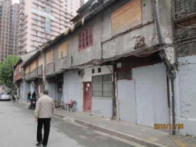 上海の唐家湾路・地元商店街・再開発