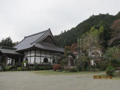 秋川渓谷「阿伎留～城山～石舟橋」紅葉狩り（４）光厳寺でお昼を食べて城山へ。