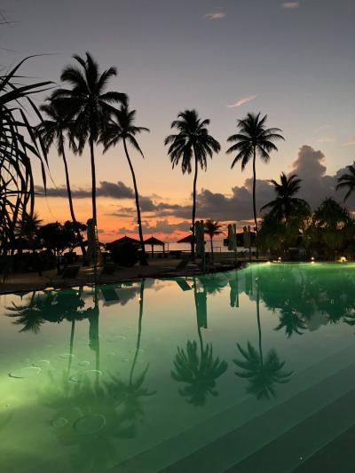 2018/11⑤コンスタンス ハラヴェリ モルディブ リゾート滞在 サンライズ・お土産選び・スパ・ペダルボート・サンセット・ミールレストラン