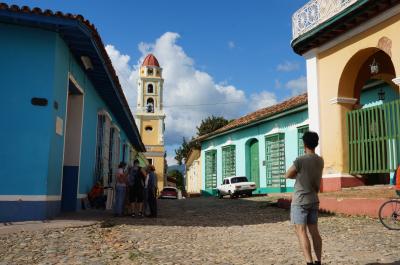 未知の国キューバは魅惑的　(1)　石畳のトリニダーを散策