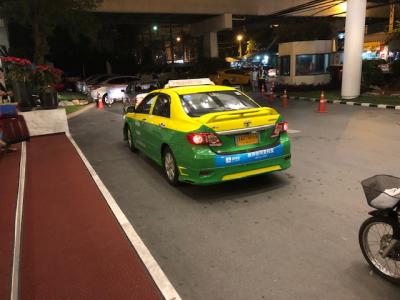 【簡単裏ワザ】バンコク ドンムアン空港から最速最安でタクシーに乗る方法